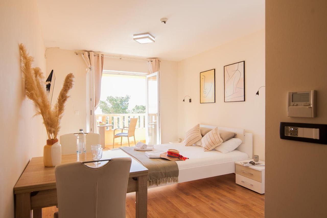Hotel Villa Dzamonja Bol Zewnętrze zdjęcie